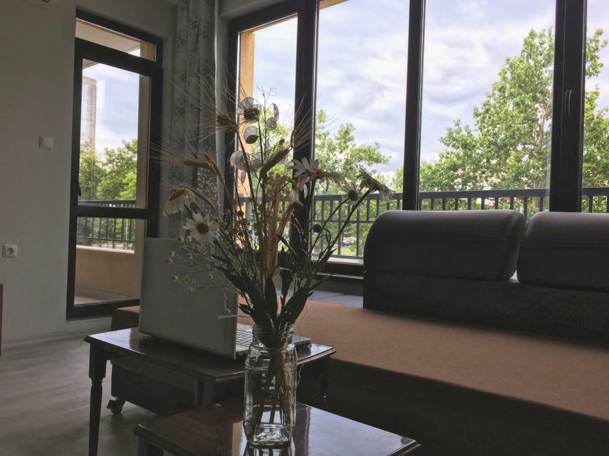 Azzurro Apartment - Ideal For Your Seaside Escape In Burgas Exterior photo